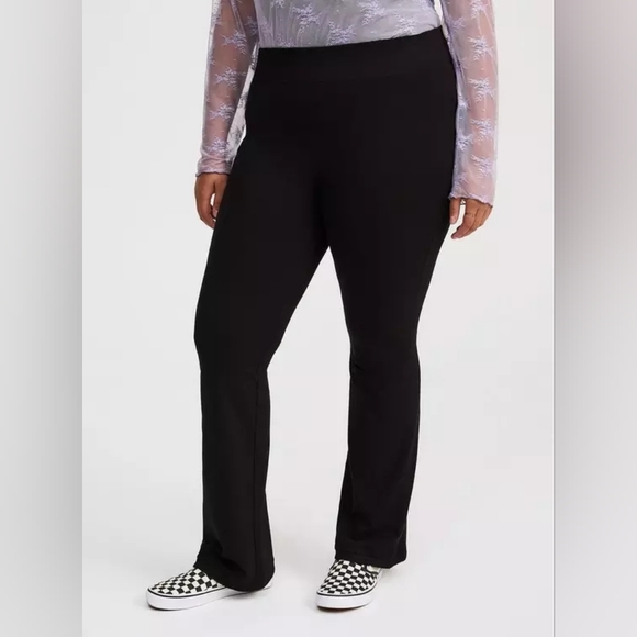 Torrid Black Full-Length Bootcut Cotton Blend Legging 2X 18/20 Nwt - Picture 2 of 5